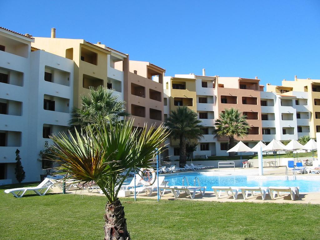 Holiday Inn Algarve Albufeira By Ihg Exterior foto